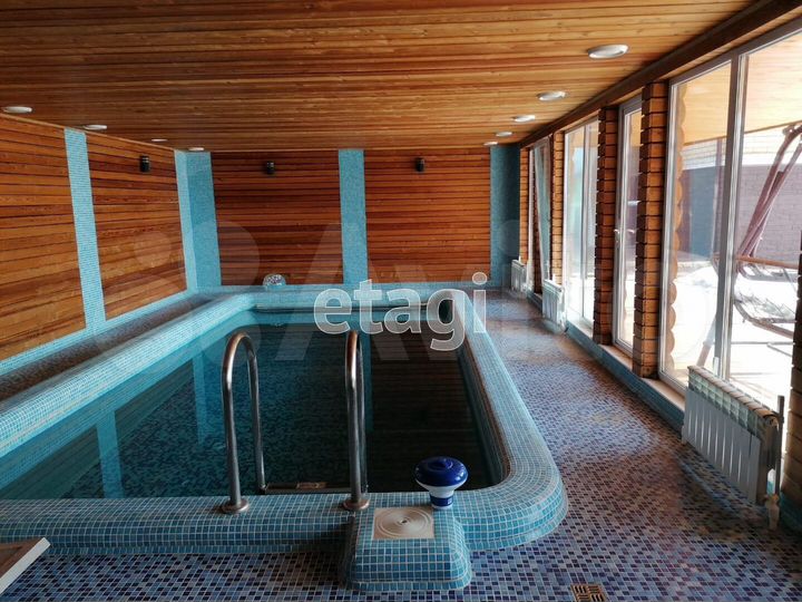 Дом 201,4 м² на участке 15 сот.