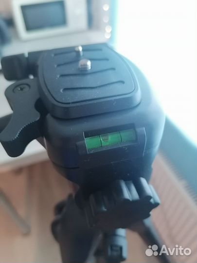 Штатив для фотоаппарата