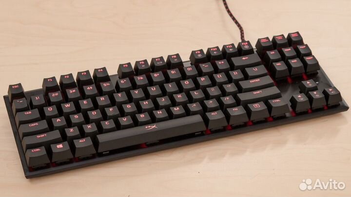 Игровая клавиатура hyperx