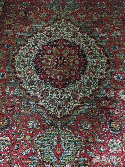 Ковер напольный 2 на 3.Натур шерсть