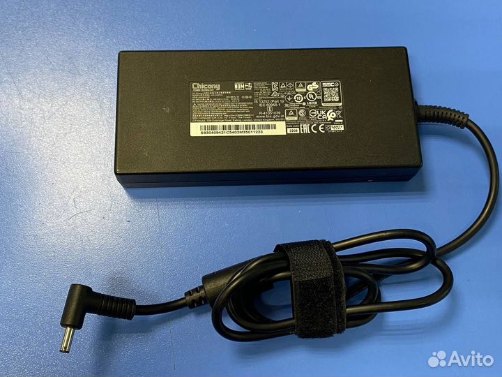 Блок питания (зарядка) для ноутбука