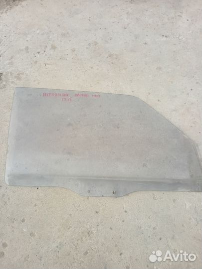 Стекло переднее правое Mitsubishi Pajero Mini