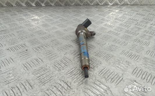 Форсунка дизельная audi A4 B8 (DEA33AL04)