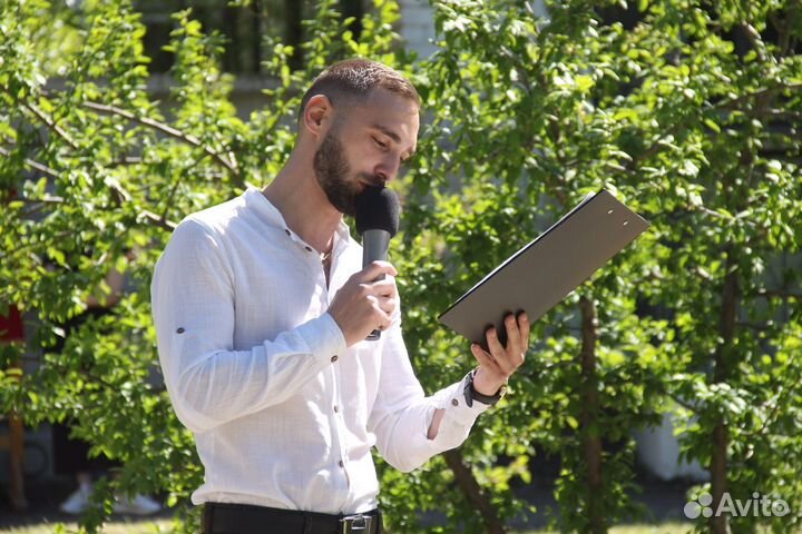 Тамада диджей фотограф на свадьбу