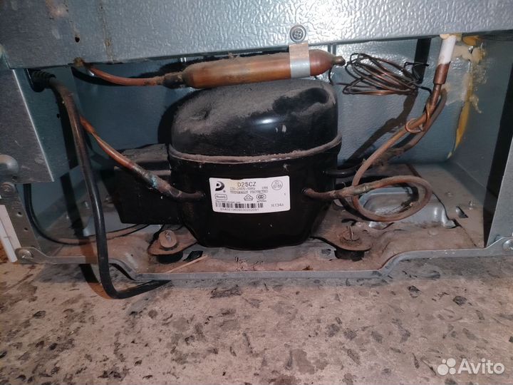 Холодильник однокамерный Daewoo FR-051A белый