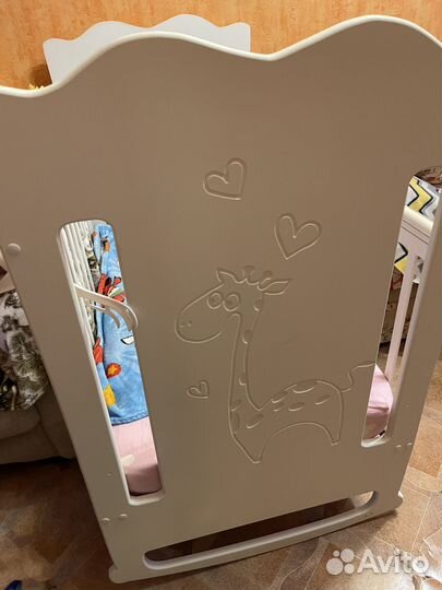 Детская кроватка - качалка