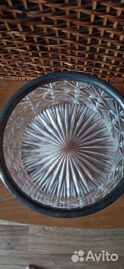 Хрустальная ваза