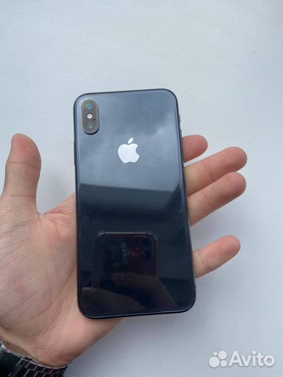 iPhone X, 256 ГБ