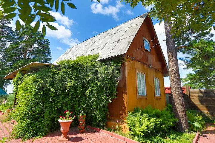 Дача 63,6 м² на участке 9 сот.