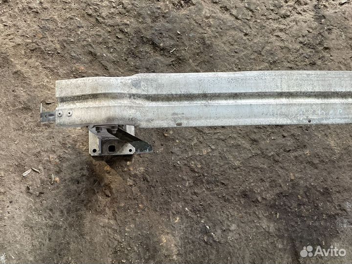 Усилитель бампера передний Ауди А4 В8