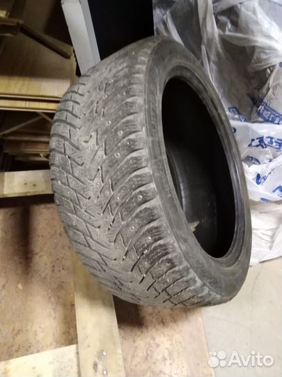 Nokian Tyres Hakkapeliitta 8 235/45 R18