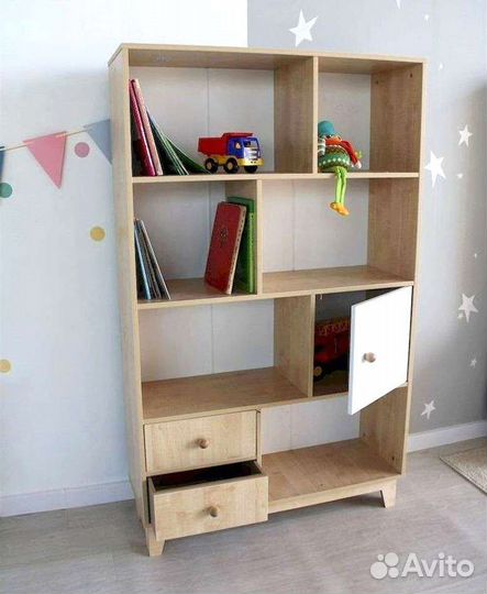 Детская кровать с комодом