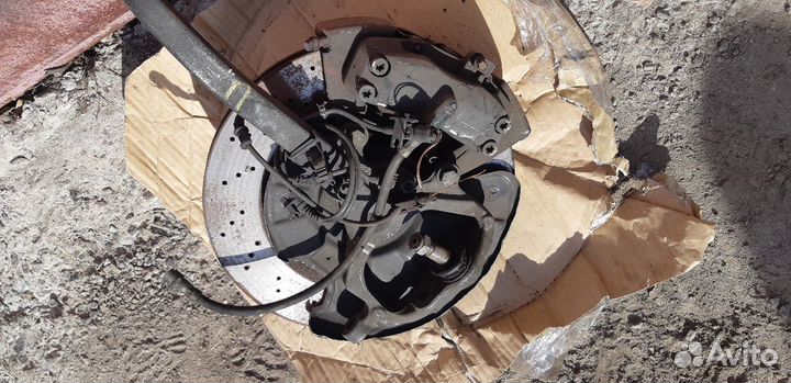 Тормозной суппорт на Мерседес CI600 Лоринзер