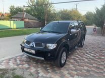 Mitsubishi L200 2.5 AT, 2012, 300 000 км, с пробегом, цена 1 930 000 руб.