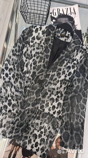 Жакет нарядный, новый