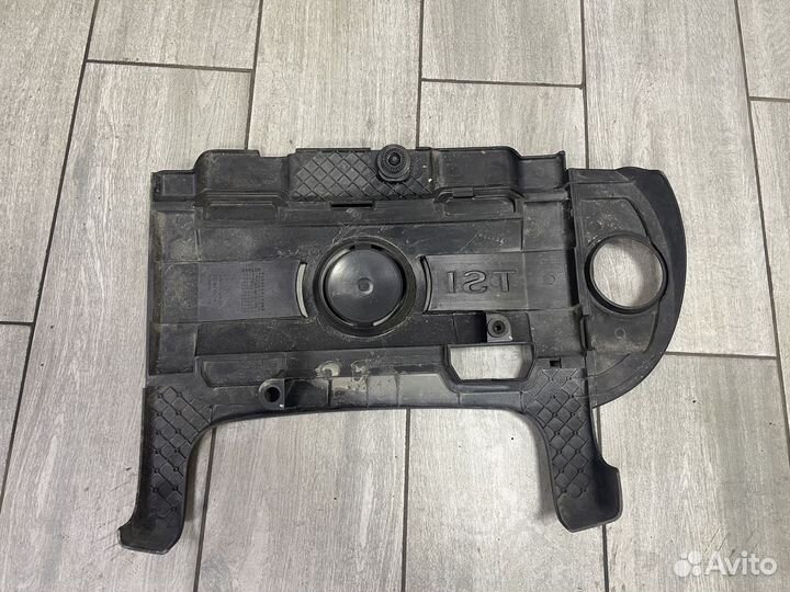 Крышка двигателя Volkswagen Фольксваген