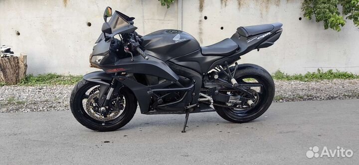 Honda cbr 600 rr