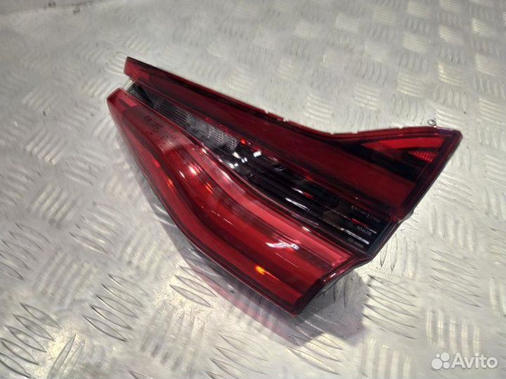 Фонарь внутренний правый Bmw 6 - 620D G32 GT