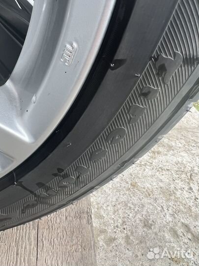 Firestone Winter Force 215/55 R17