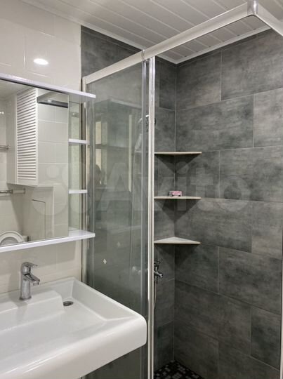 2-к. квартира, 42 м², 5/5 эт.