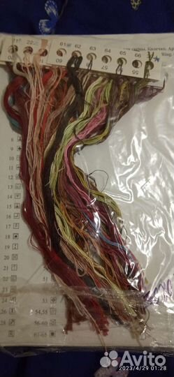 Остатки от набора для вышивания