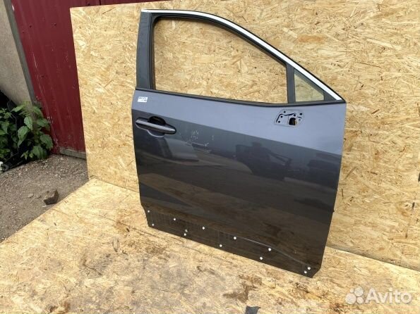 Toyota RAV 4 50 передняя правая дверь