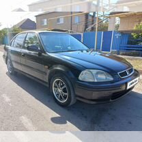 Honda Civic 1.5 MT, 1998, 300 000 км, с пробегом, цена 280 000 руб.