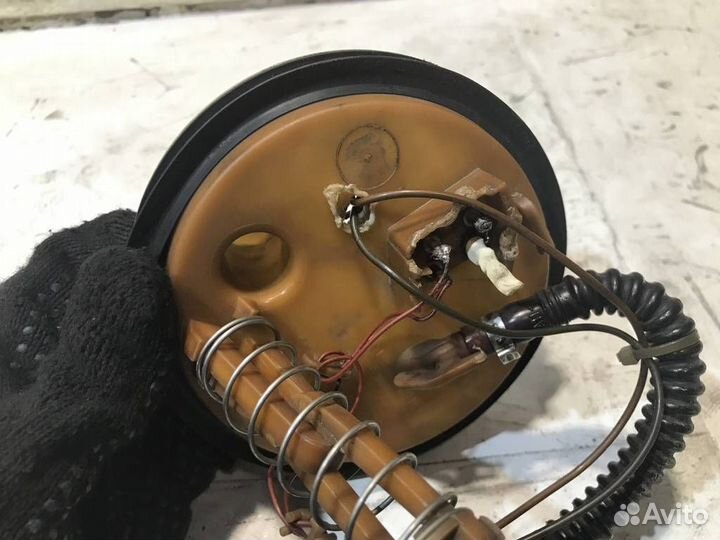 Насос топливный электрический BMW E39 2.8 97Г