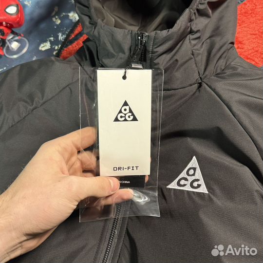 Весенняя двухсторонняя куртка Nike ACG Primaloft