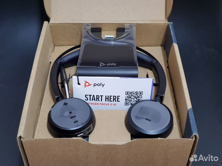 Bluetooth гарнитура Plantronics Poly Focus 2 UC