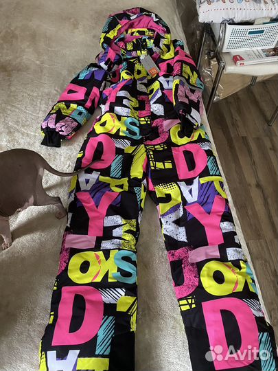 Зимний комбинезон новый