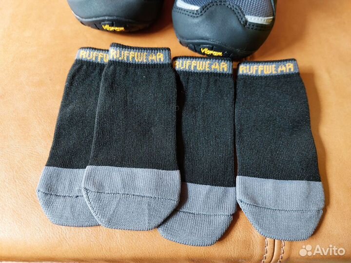 Обувь для крупных собак