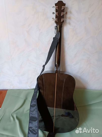 Акустическая гитара hohner