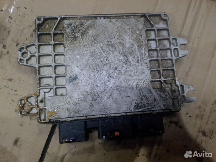 Блок управления двс Nissan Qashqai J10