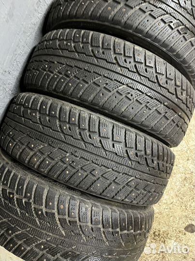 Kumho I'Zen RV Stud KC16 215/60 R17