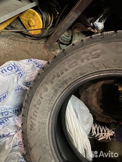 Hankook Winter I'Pike RS W419 215/65 R16