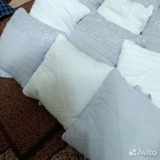 Бортики в кроваткус балдахином