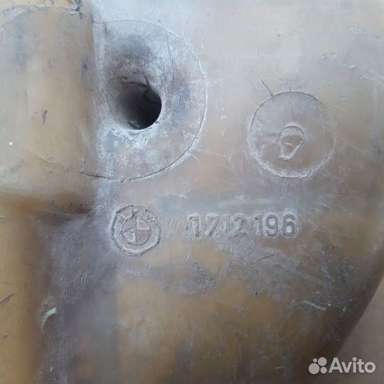 Расширительный бачек бмв е32 е34