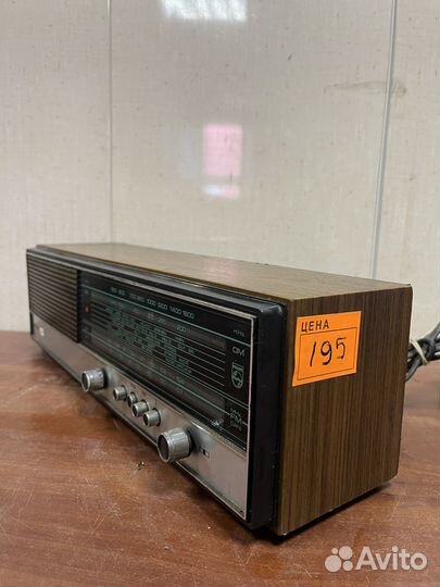 Приёмник Philips FTZ U 121. 195
