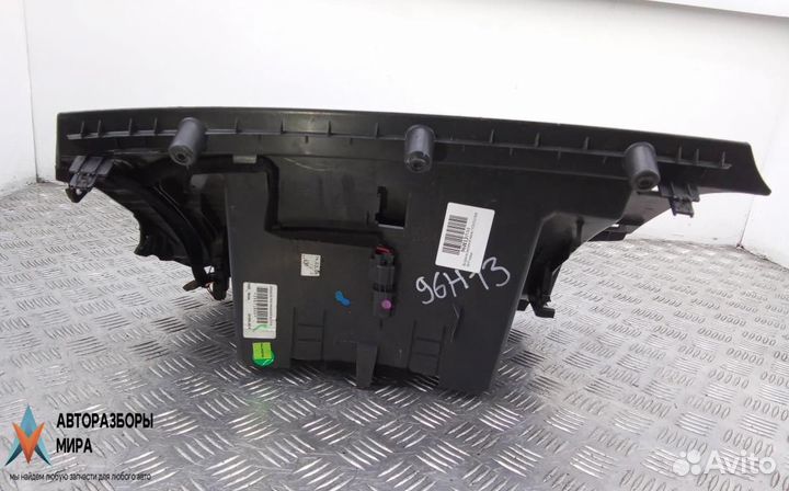 Бардачок Volvo S40 2 рест. 2007