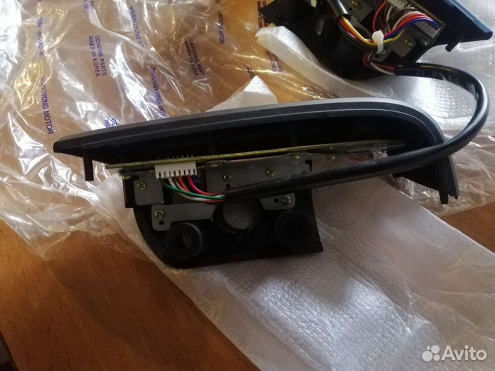 Блок управления магнитолой ssangyong