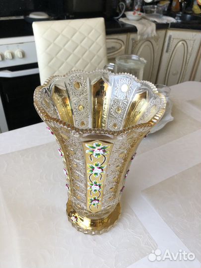 Хрустальная ваза, Великобритания