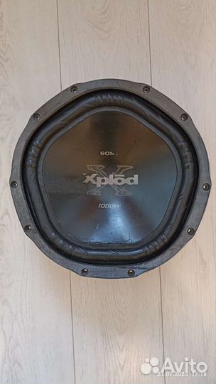 Сабвуфер в автомобиль