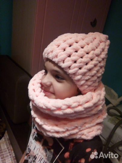 Балаклавы, шапки, снуды