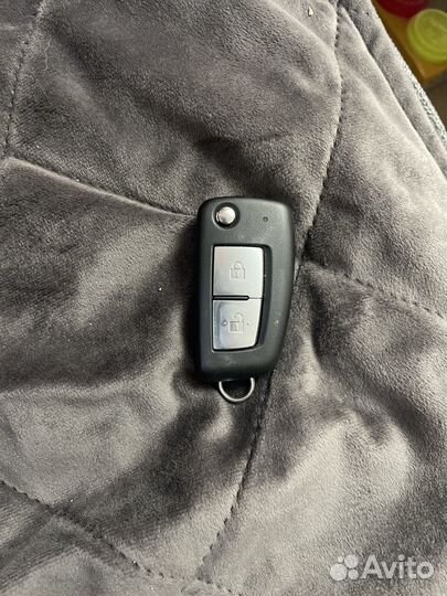 Ключ зажигания Nissan