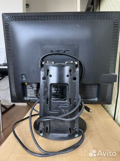 Монитор NEC multisync