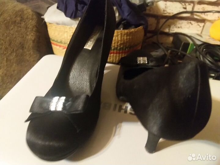 Туфли женские 35 размер черные