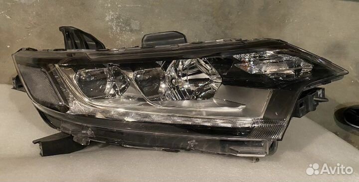 Фара Led Mitsubishi Outlander lll (8301С996)