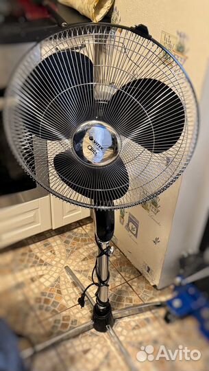 Вентилятор напольный vitek