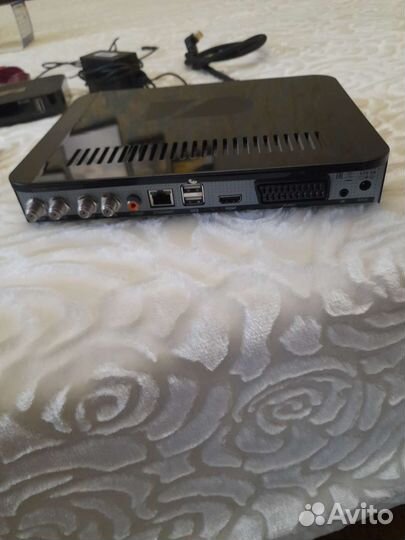 Комплект триколор на 2 тв